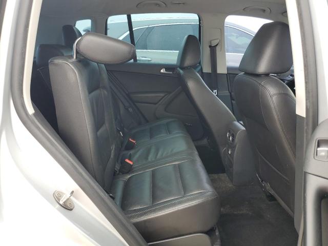 Photo 10 VIN: WVGVV7AX6HK010636 - VOLKSWAGEN TIGUAN SEL 