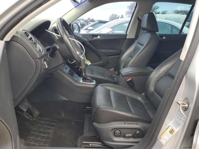 Photo 6 VIN: WVGVV7AX6HK010636 - VOLKSWAGEN TIGUAN SEL 