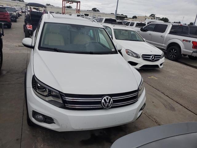 Photo 4 VIN: WVGVV7AX9HK010744 - VOLKSWAGEN TIGUAN SEL 