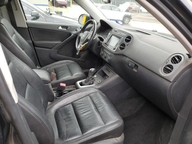 Photo 4 VIN: WVGVV7AXXHW504412 - VOLKSWAGEN TIGUAN SEL 