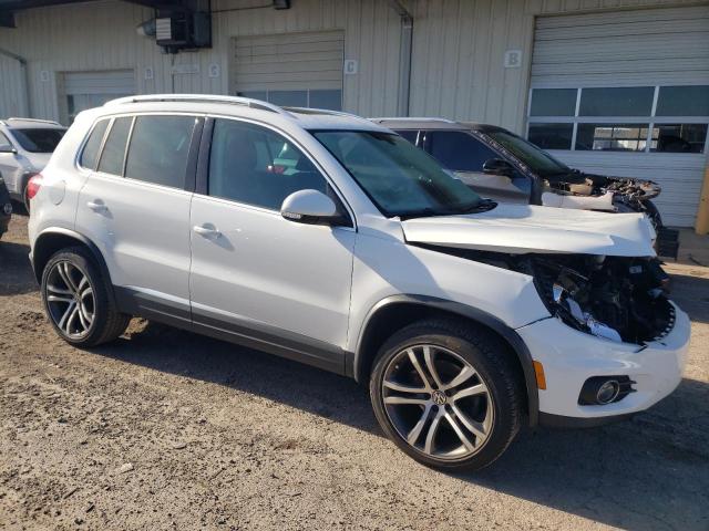 Photo 3 VIN: WVGWV7AX4HW501638 - VOLKSWAGEN TIGUAN SEL 