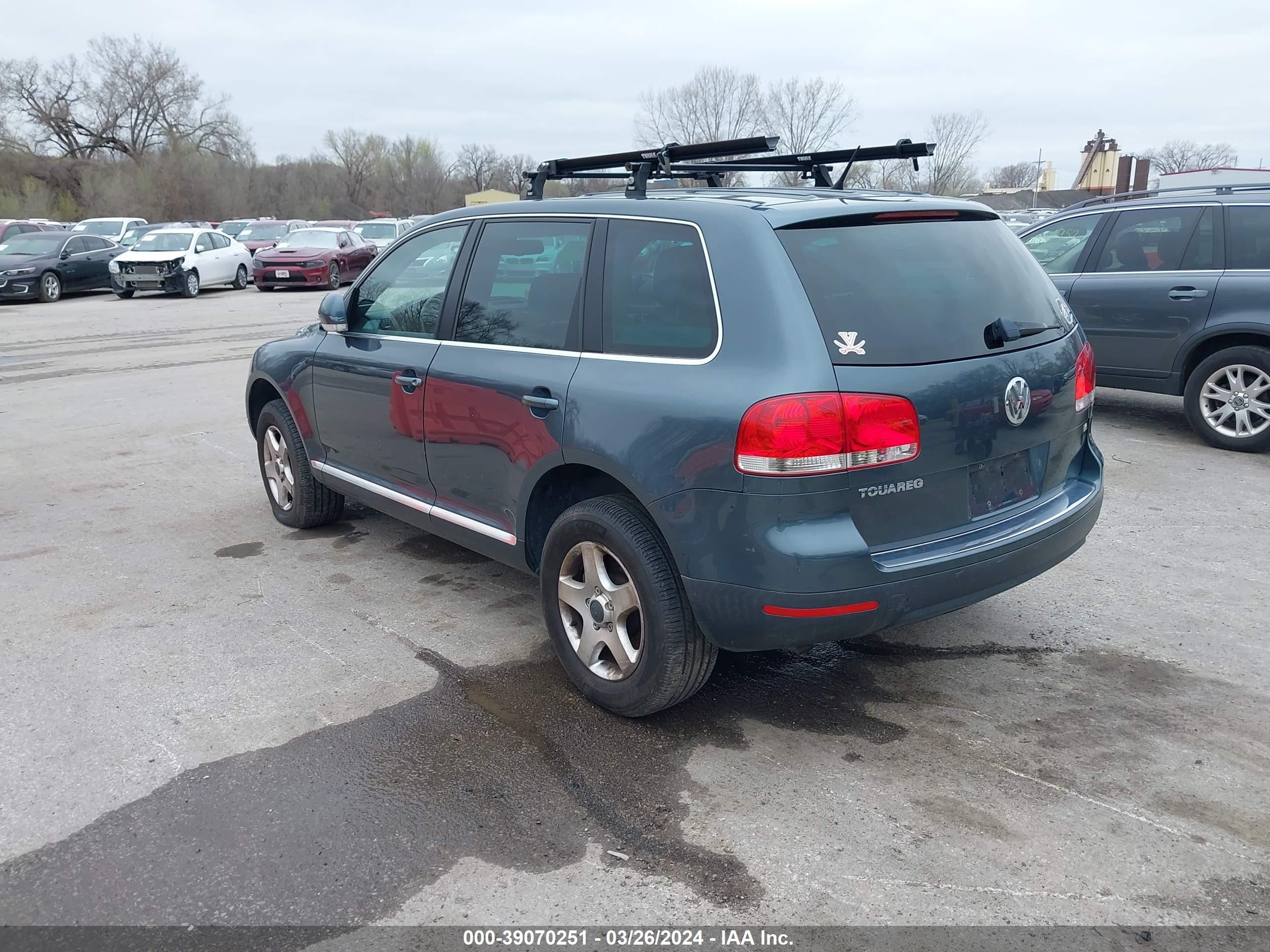 Photo 2 VIN: WVGZG77LX6D000774 - VOLKSWAGEN TOUAREG 