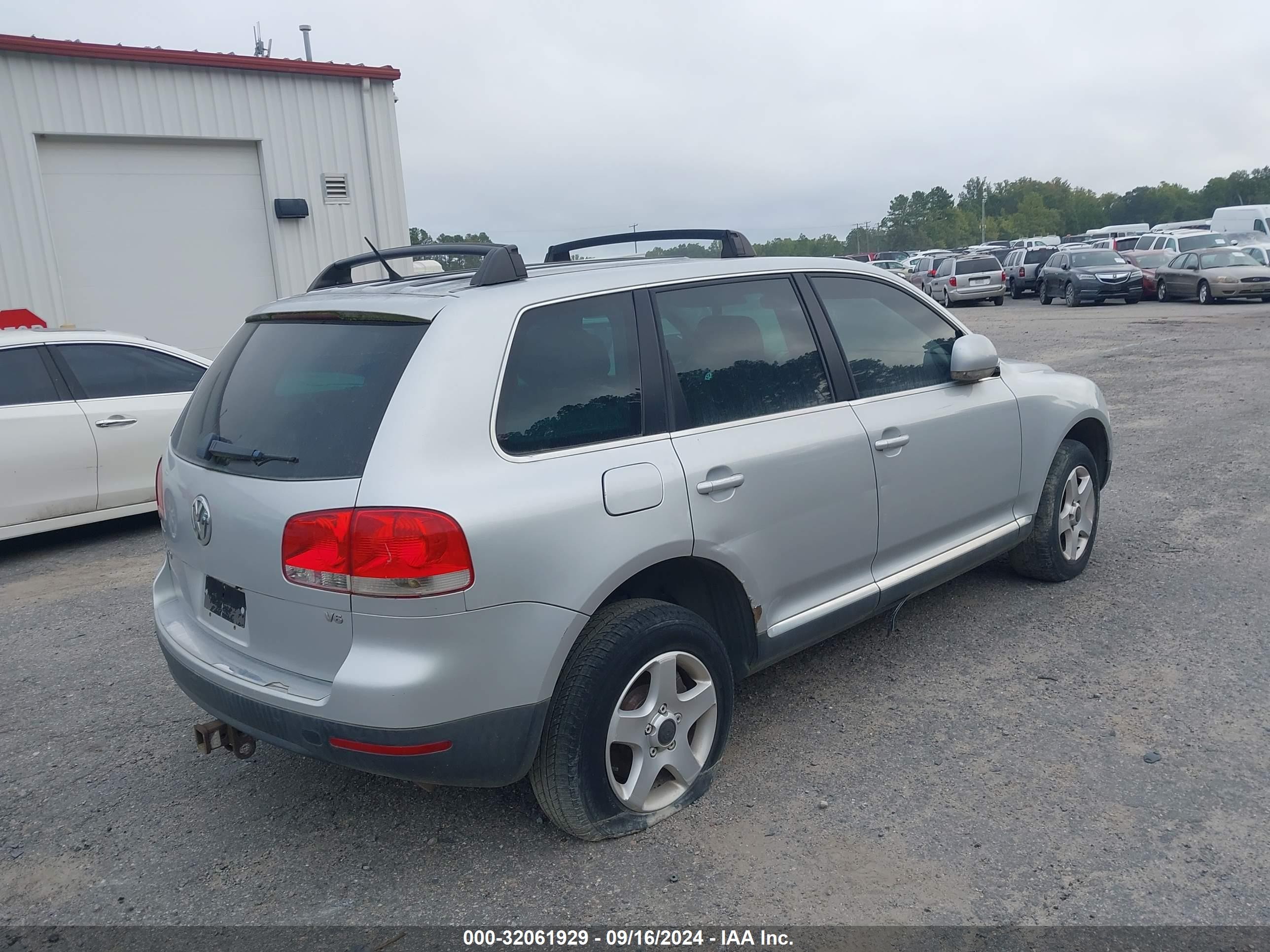 Photo 3 VIN: WVGZG77LX6D020734 - VOLKSWAGEN TOUAREG 