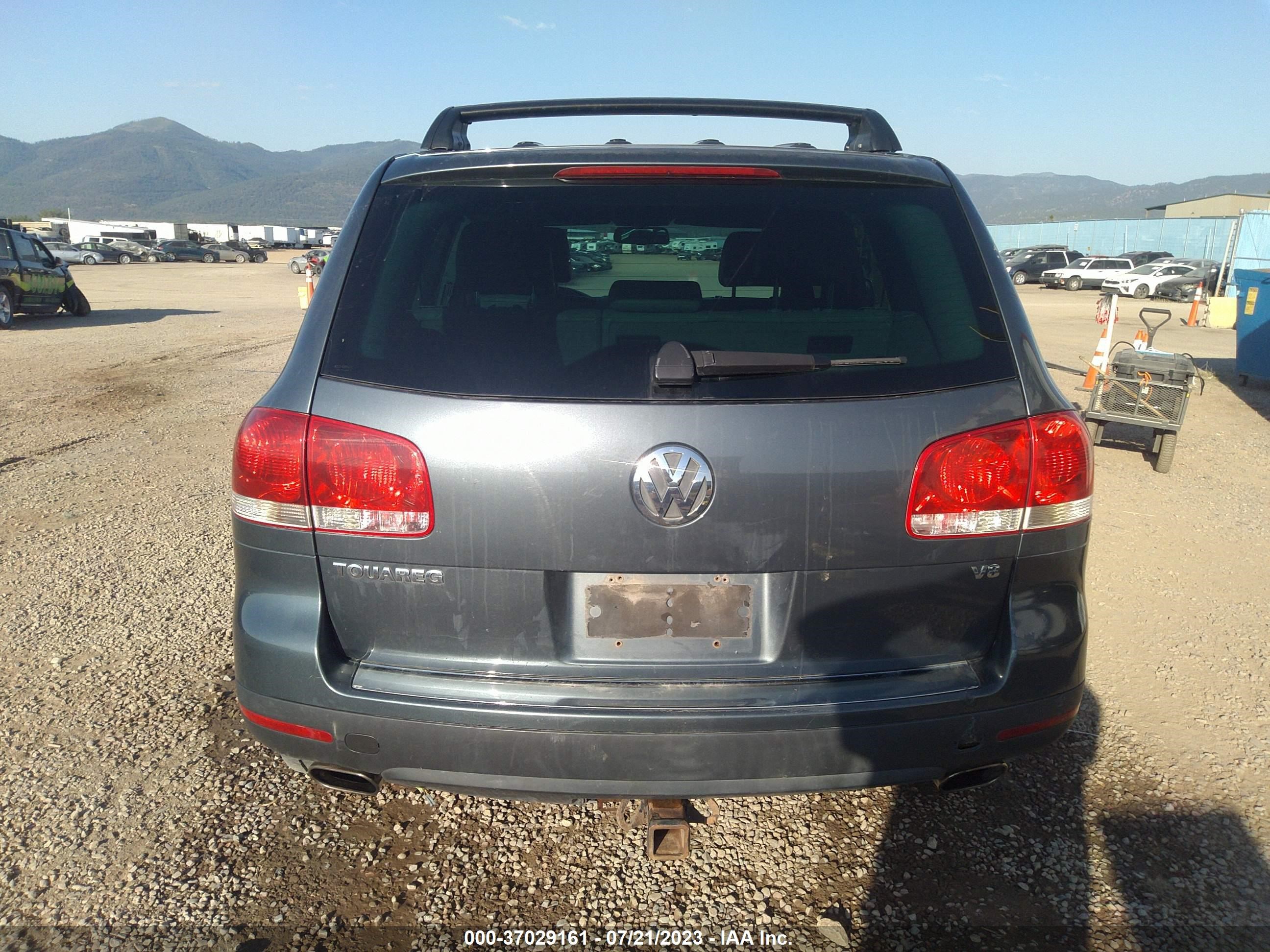 Photo 16 VIN: WVGZM77L25D076318 - VOLKSWAGEN TOUAREG 