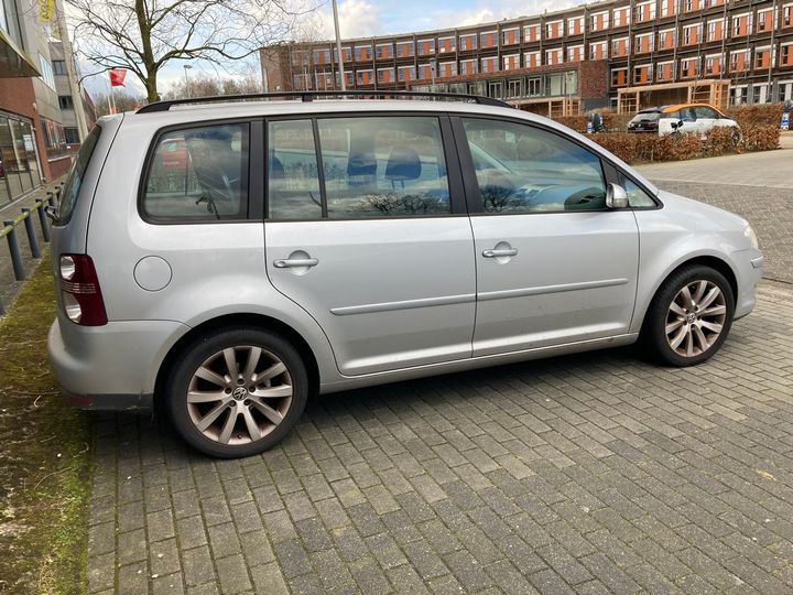 Photo 12 VIN: WVGZZZ1TZ8W098699 - VOLKSWAGEN TOURAN 