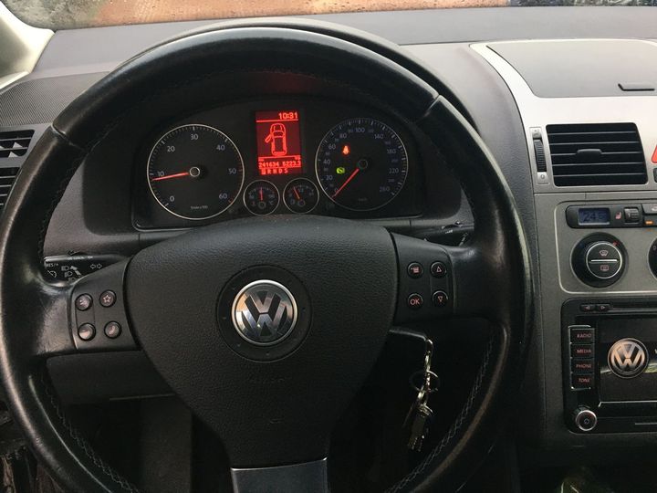 Photo 6 VIN: WVGZZZ1TZ9W079225 - VOLKSWAGEN TOURAN 