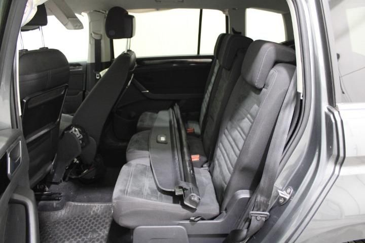 Photo 9 VIN: WVGZZZ1TZHW090859 - VOLKSWAGEN TOURAN MPV 