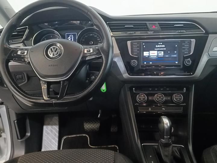 Photo 10 VIN: WVGZZZ1TZHW103991 - VOLKSWAGEN TOURAN CITY CAR 