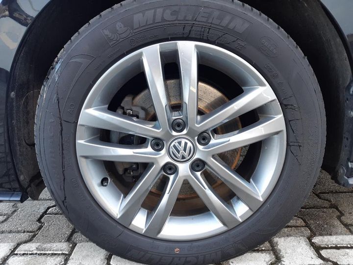 Photo 11 VIN: WVGZZZ1TZJW003366 - VOLKSWAGEN TOURAN 