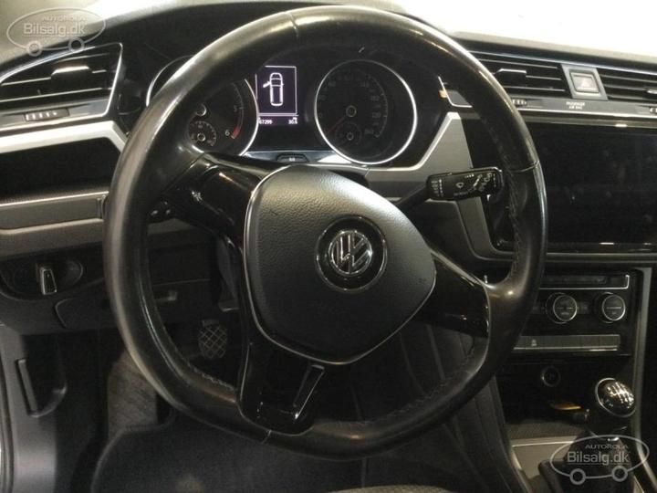 Photo 3 VIN: WVGZZZ1TZJW023907 - VOLKSWAGEN TOURAN MPV 