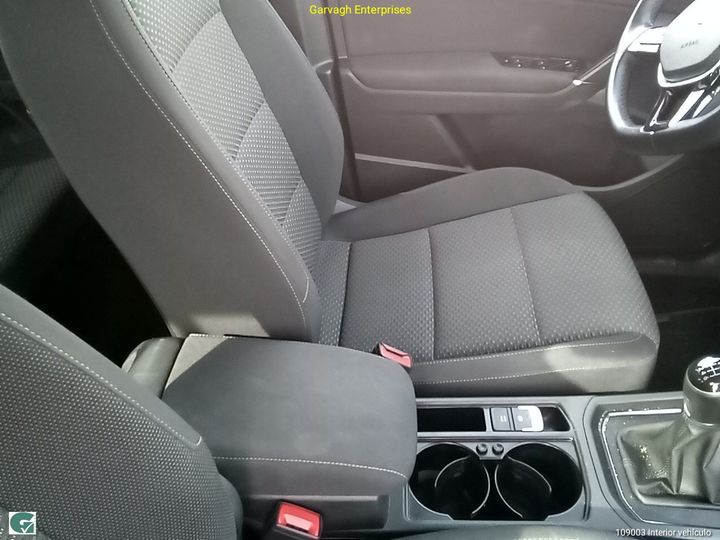 Photo 13 VIN: WVGZZZ1TZJW027223 - VOLKSWAGEN TOURAN 