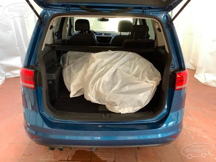 Photo 9 VIN: WVGZZZ1TZJW050465 - VOLKSWAGEN TOURAN MPV 