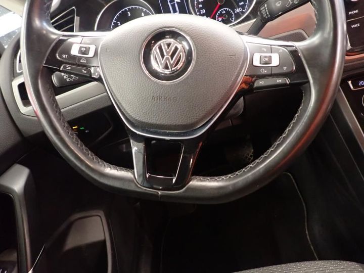 Photo 10 VIN: WVGZZZ1TZJW087942 - VOLKSWAGEN TOURAN 