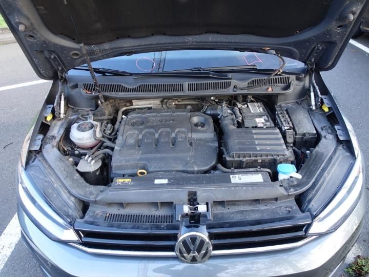 Photo 10 VIN: WVGZZZ1TZJW107793 - VOLKSWAGEN TOURAN 