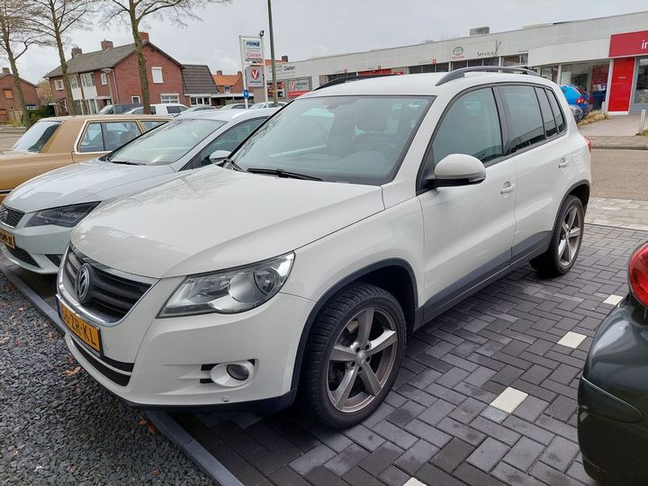 Photo 1 VIN: WVGZZZ5NZ8W031768 - VOLKSWAGEN TIGUAN 