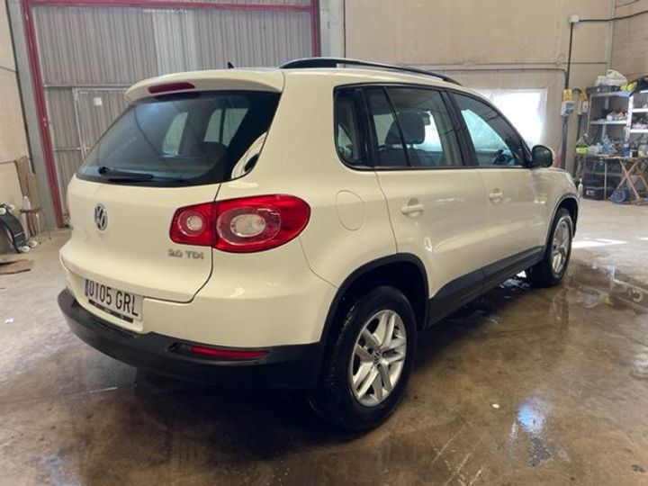 Photo 6 VIN: WVGZZZ5NZAW023689 - VOLKSWAGEN TIGUAN SUV 