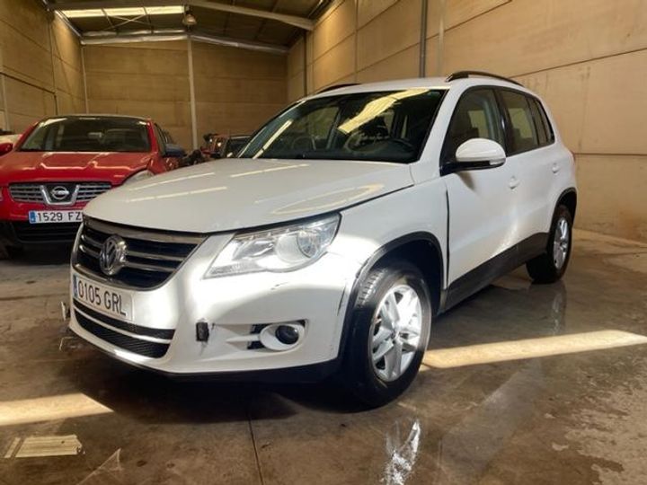 Photo 1 VIN: WVGZZZ5NZAW023689 - VOLKSWAGEN TIGUAN SUV 