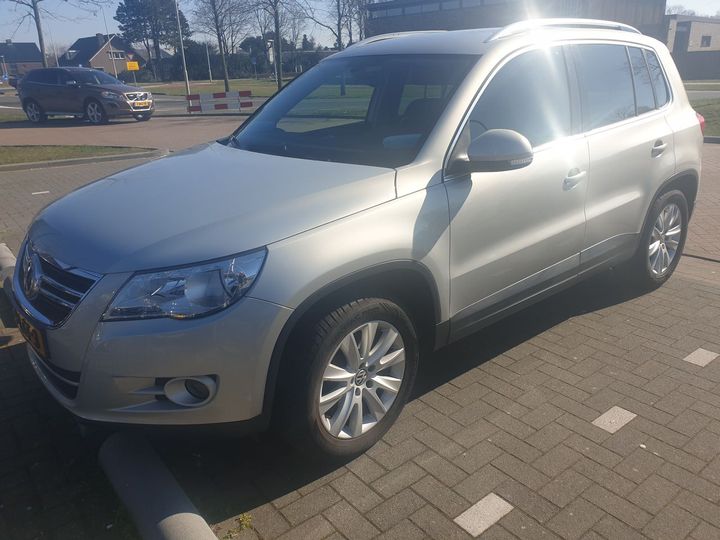 Photo 1 VIN: WVGZZZ5NZAW526989 - VOLKSWAGEN TIGUAN 