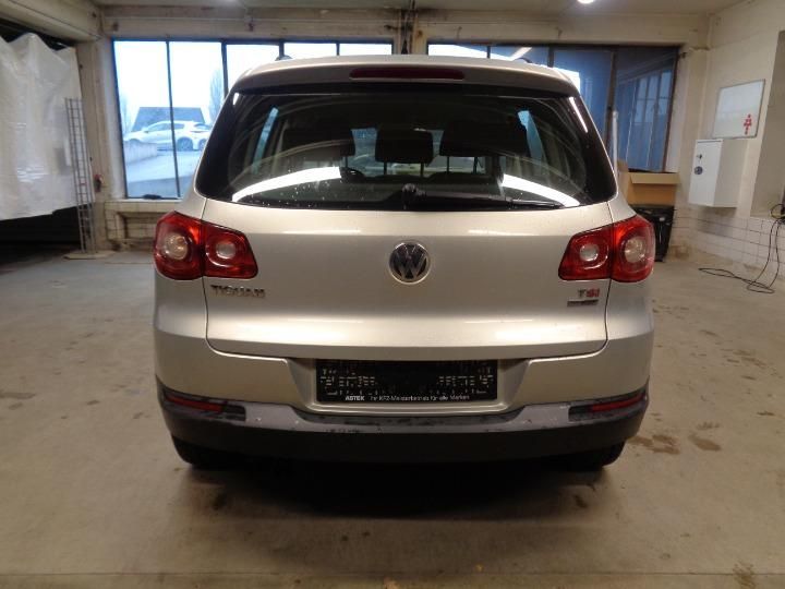 Photo 4 VIN: WVGZZZ5NZBW019686 - VOLKSWAGEN TIGUAN ESTATE 