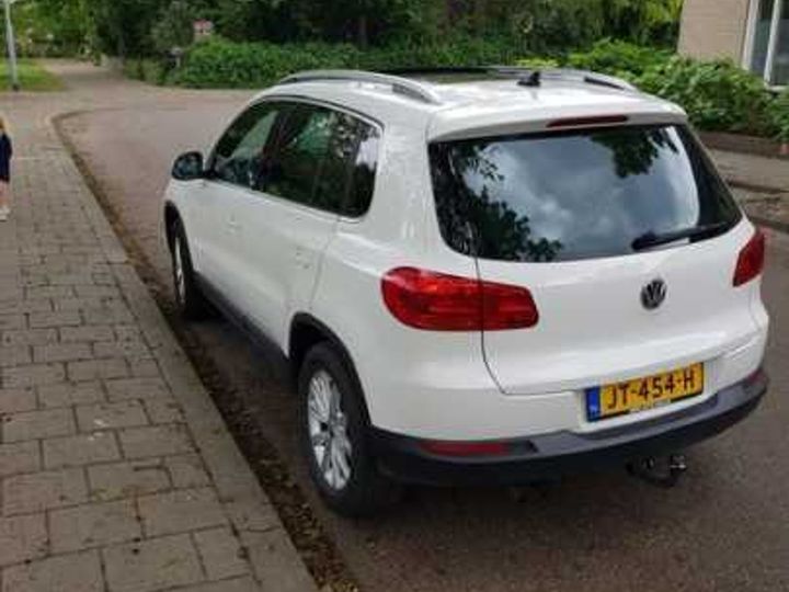 Photo 2 VIN: WVGZZZ5NZCW085375 - VOLKSWAGEN TIGUAN 