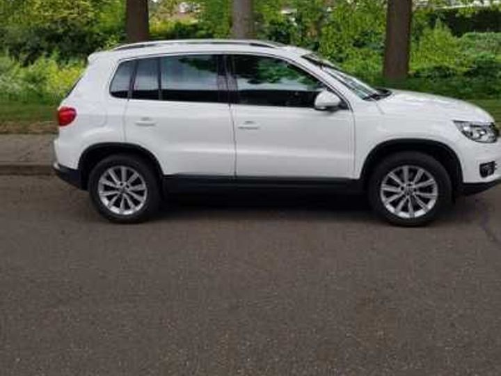 Photo 4 VIN: WVGZZZ5NZCW085375 - VOLKSWAGEN TIGUAN 