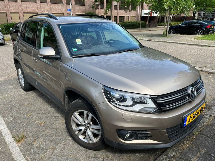 Photo 4 VIN: WVGZZZ5NZCW098283 - VOLKSWAGEN TIGUAN 