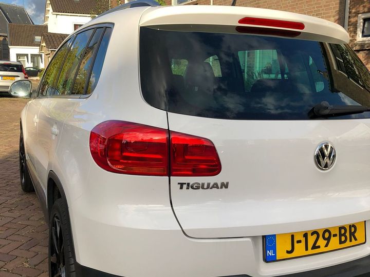 Photo 2 VIN: WVGZZZ5NZCW541812 - VOLKSWAGEN TIGUAN 