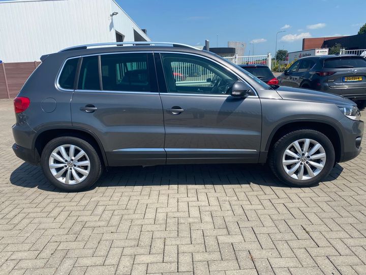 Photo 4 VIN: WVGZZZ5NZEW516442 - VOLKSWAGEN TIGUAN 