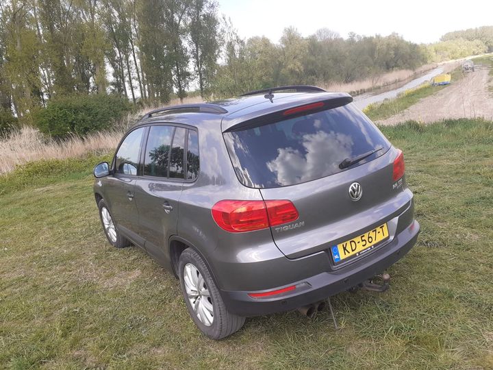 Photo 2 VIN: WVGZZZ5NZFW523125 - VOLKSWAGEN TIGUAN 