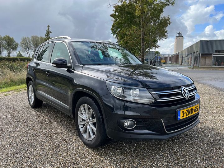 Photo 4 VIN: WVGZZZ5NZFW569575 - VOLKSWAGEN TIGUAN 