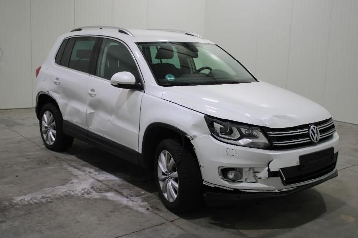 Photo 2 VIN: WVGZZZ5NZFW609228 - VOLKSWAGEN TIGUAN SUV 