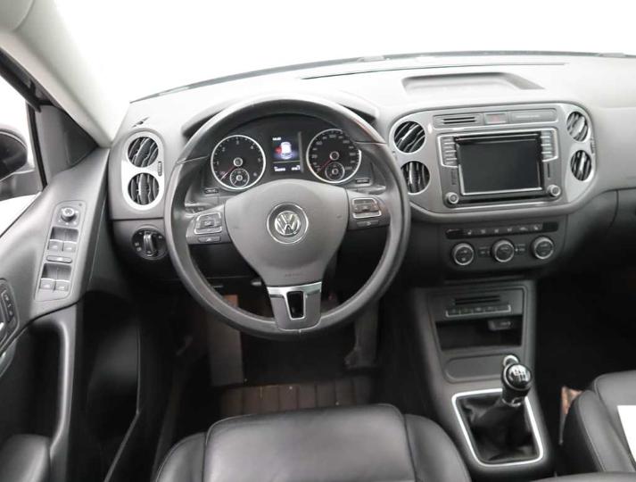 Photo 9 VIN: WVGZZZ5NZGW517655 - VOLKSWAGEN TIGUAN 