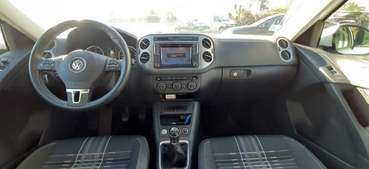 Photo 5 VIN: WVGZZZ5NZGW585957 - VOLKSWAGEN TIGUAN 