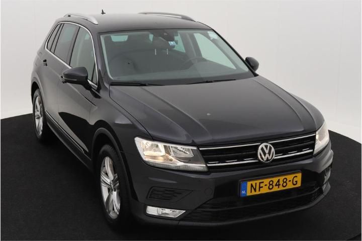 Photo 2 VIN: WVGZZZ5NZHW301866 - VOLKSWAGEN TIGUAN 