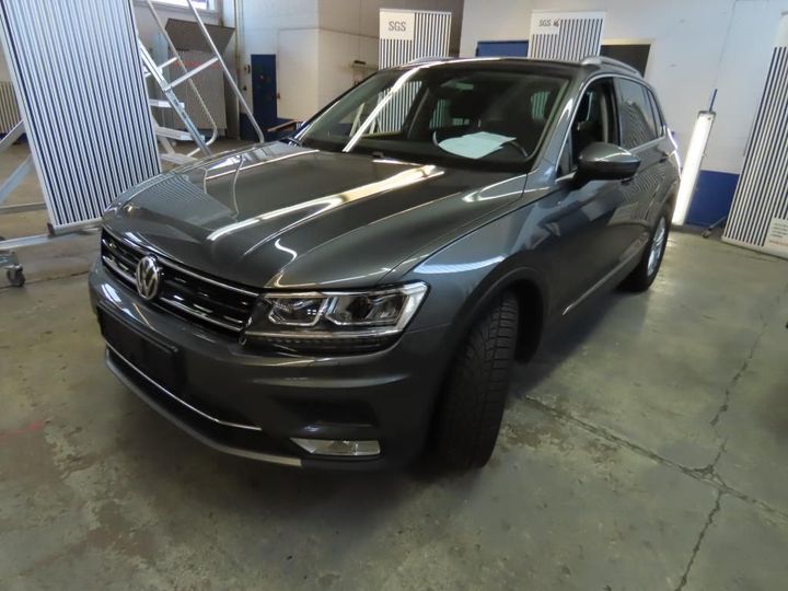 Photo 1 VIN: WVGZZZ5NZHW310419 - VOLKSWAGEN TIGUAN 