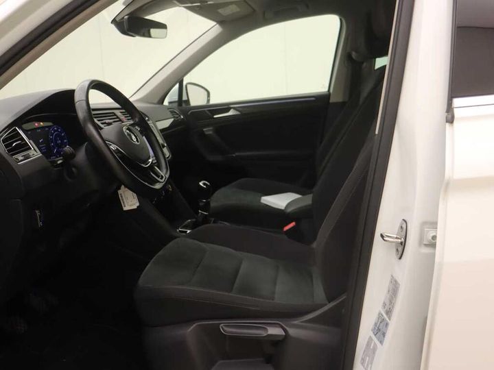 Photo 11 VIN: WVGZZZ5NZHW314831 - VOLKSWAGEN TIGUAN 