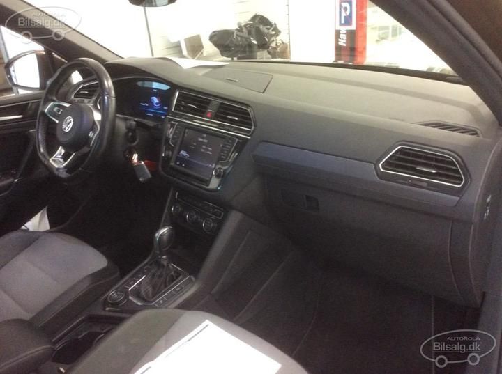 Photo 3 VIN: WVGZZZ5NZHW317429 - VOLKSWAGEN TIGUAN SUV 