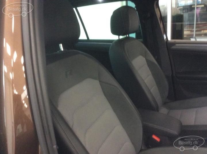 Photo 4 VIN: WVGZZZ5NZHW317429 - VOLKSWAGEN TIGUAN SUV 