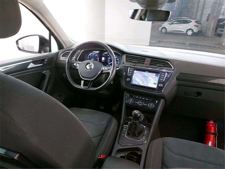 Photo 5 VIN: WVGZZZ5NZHW323059 - VOLKSWAGEN TIGUAN SUV 