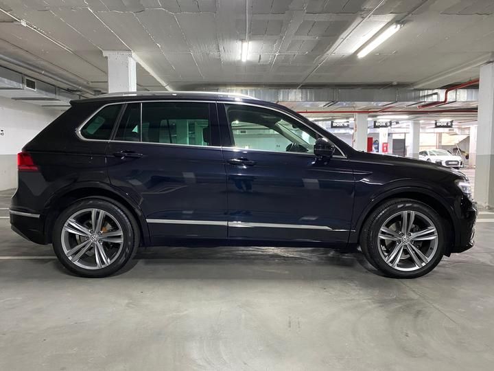 Photo 2 VIN: WVGZZZ5NZHW323059 - VOLKSWAGEN TIGUAN SUV 