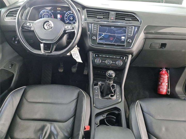 Photo 5 VIN: WVGZZZ5NZHW333999 - VOLKSWAGEN TIGUAN 