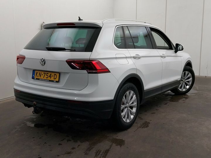 Photo 2 VIN: WVGZZZ5NZHW349114 - VOLKSWAGEN TIGUAN 