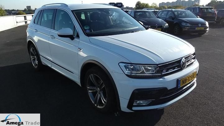 Photo 3 VIN: WVGZZZ5NZHW351927 - VOLKSWAGEN TIGUAN 