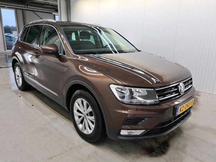 Photo 2 VIN: WVGZZZ5NZHW354148 - VOLKSWAGEN TIGUAN 