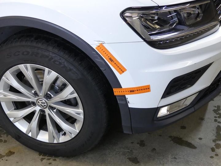 Photo 28 VIN: WVGZZZ5NZHW363148 - VOLKSWAGEN TIGUAN - 2016 