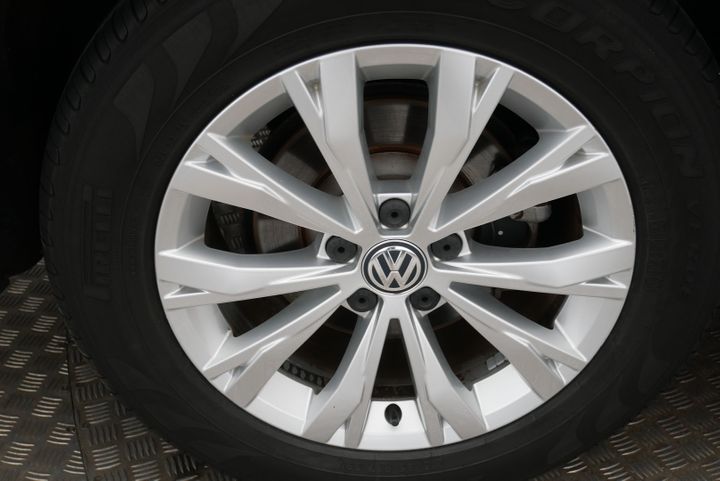 Photo 13 VIN: WVGZZZ5NZHW364028 - VOLKSWAGEN TIGUAN 