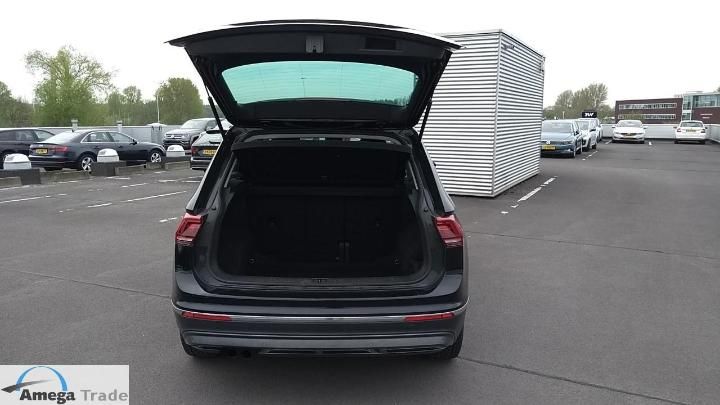 Photo 5 VIN: WVGZZZ5NZHW369494 - VOLKSWAGEN TIGUAN 