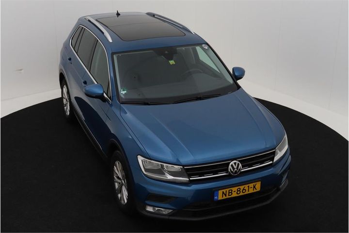 Photo 2 VIN: WVGZZZ5NZHW369562 - VOLKSWAGEN TIGUAN 