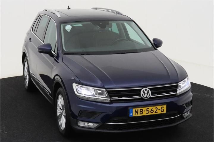 Photo 2 VIN: WVGZZZ5NZHW370115 - VOLKSWAGEN TIGUAN 