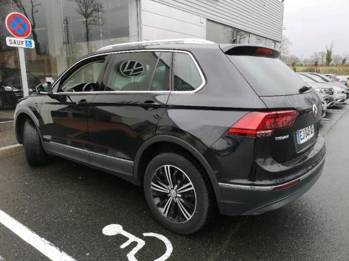 Photo 3 VIN: WVGZZZ5NZHW377572 - VOLKSWAGEN TIGUAN 